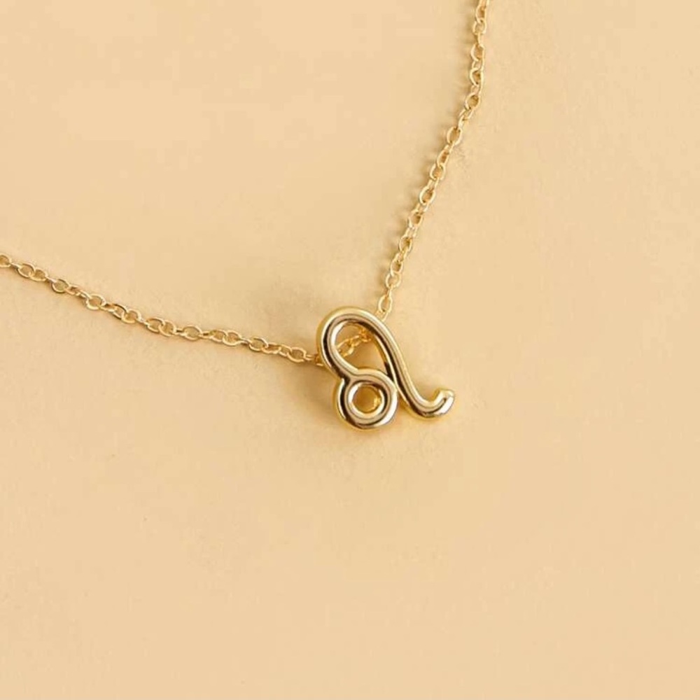 3/$25🎉 Bold Spirit: Leo Zodiac Sign Charm Pendant Necklace in Gold Tone - Picture 4 of 6